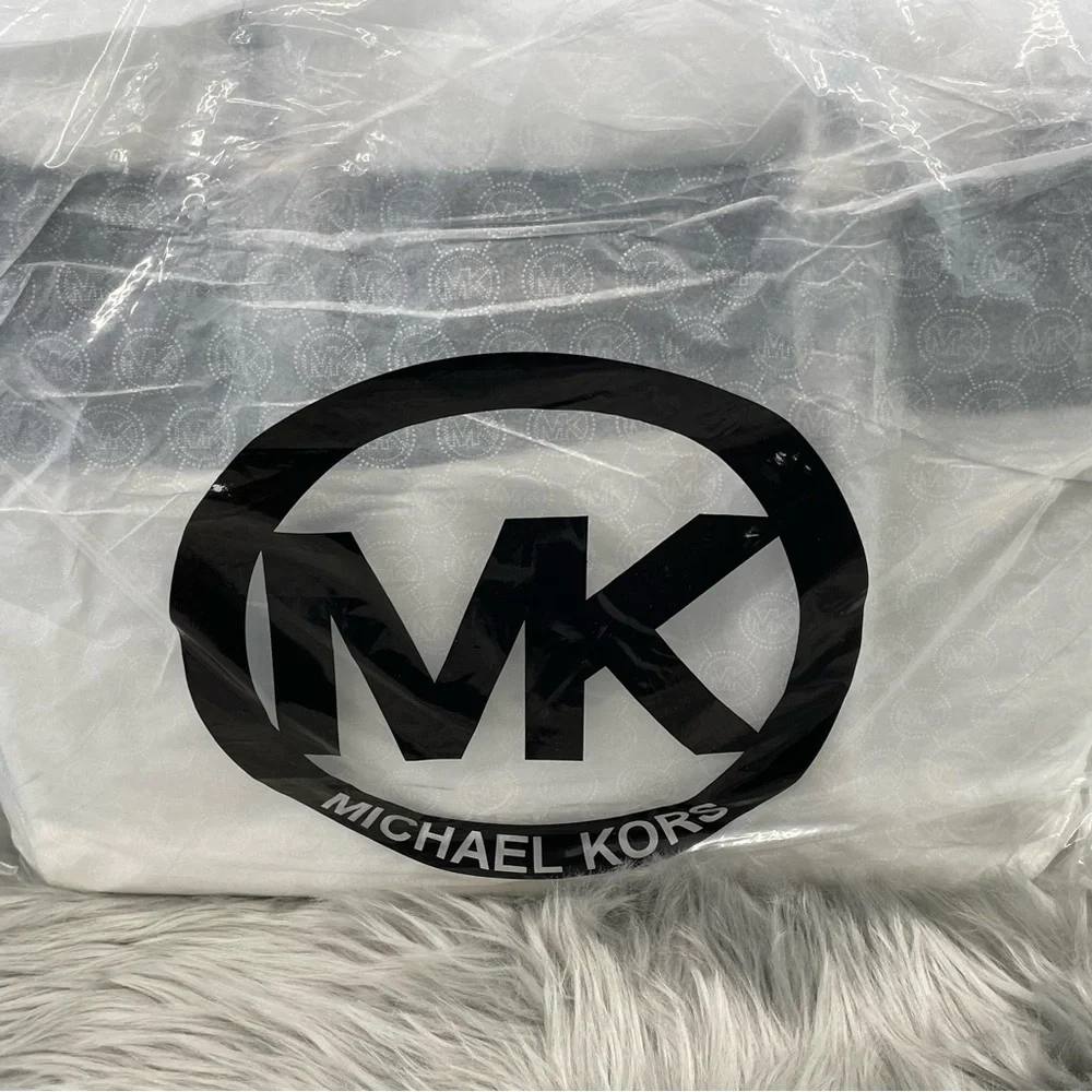 Michael Kors Jet Set Saffiano Travel Tote Bag-NWT - Picture 9 of 9